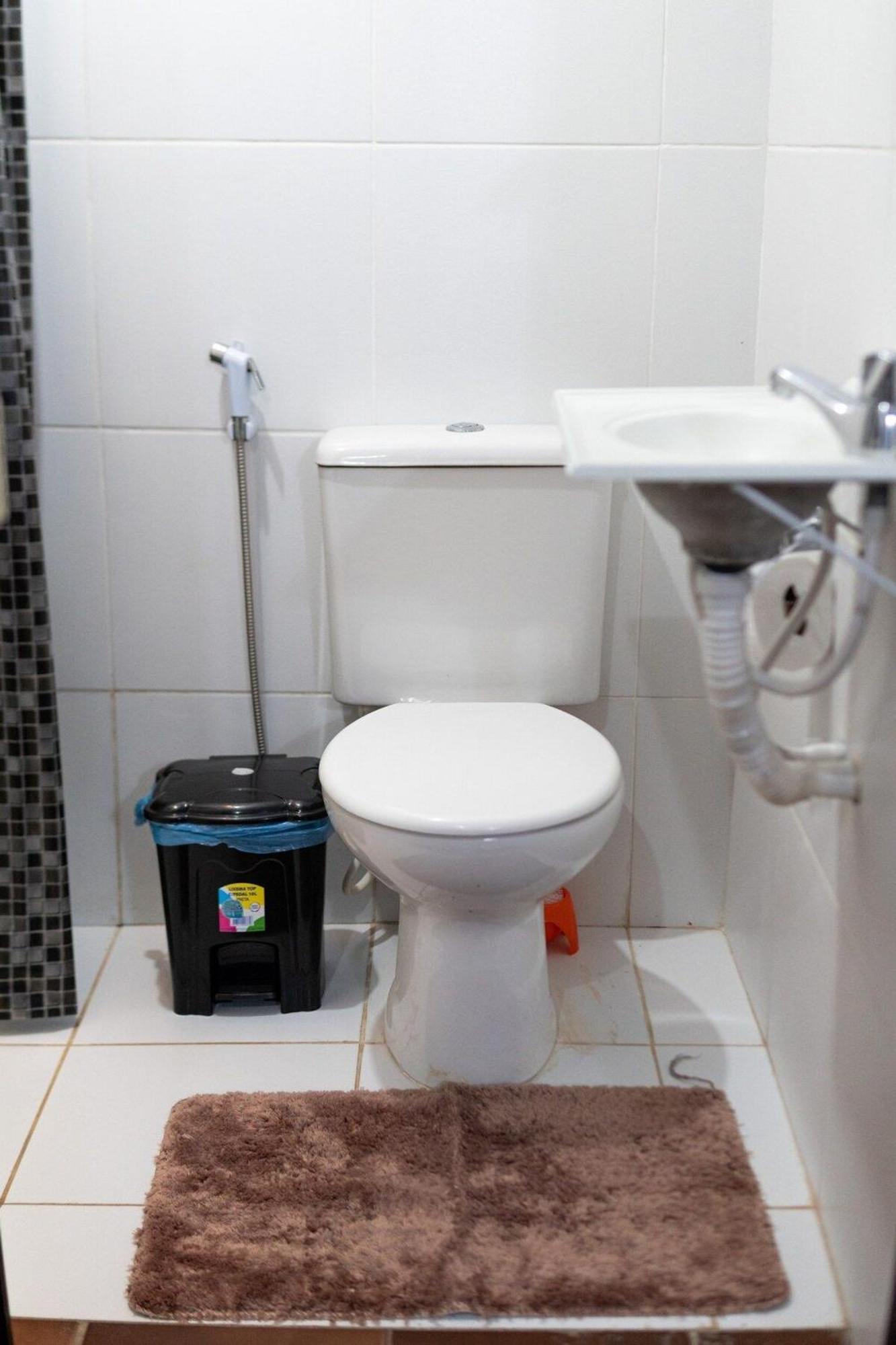 Charmoso Flat Funcional No Papicu Proximo Ao Shopping Rio Mar *